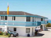 Snells Beach Motel 