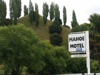 Mahoe Motel, Bar n Grill 