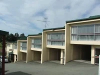 Townhouse Motel 