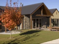 Maple Lodge Luxury Bed & Breakfast 