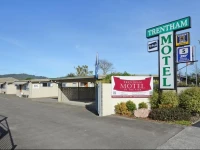 Trentham Motel 