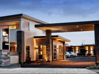 37 The Landing Motel 
