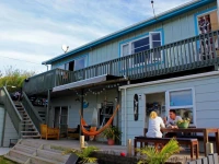 Surf N Stay Whangamata 