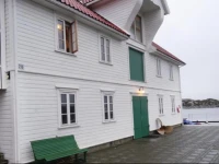 Apartment SГ¦velandsvik with Sea View 04 