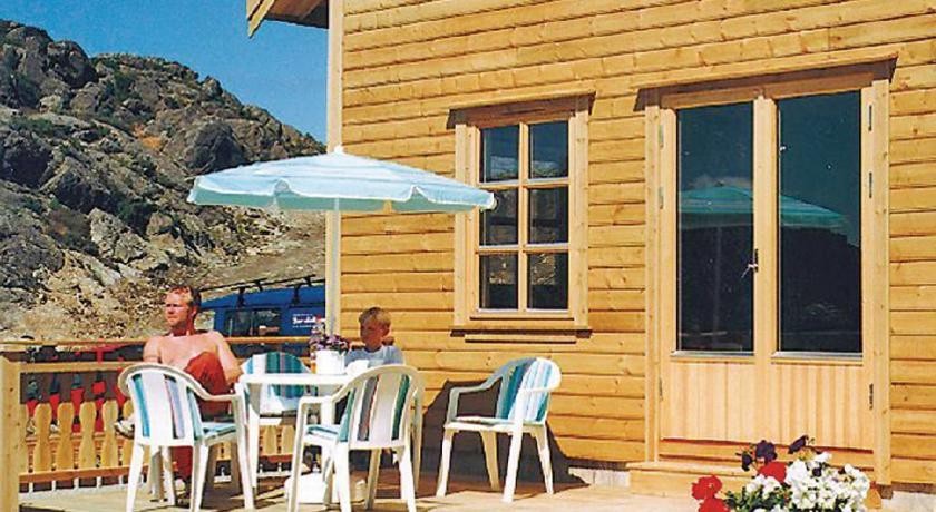 Holiday home KvalavГҐg Tresvikvegen 