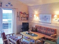 Three-Bedroom Holiday Home SГёreide with a Fireplace 05 
