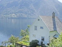 Four-Bedroom Holiday home with Sea View in Bruvik 