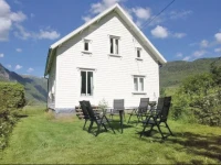 Holiday home Dirdal Lindlandveien 