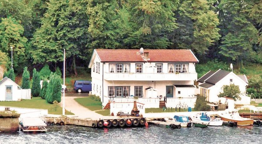 Holiday home Farsund Ferjeveien 
