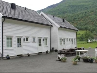 Brekke Apartments 