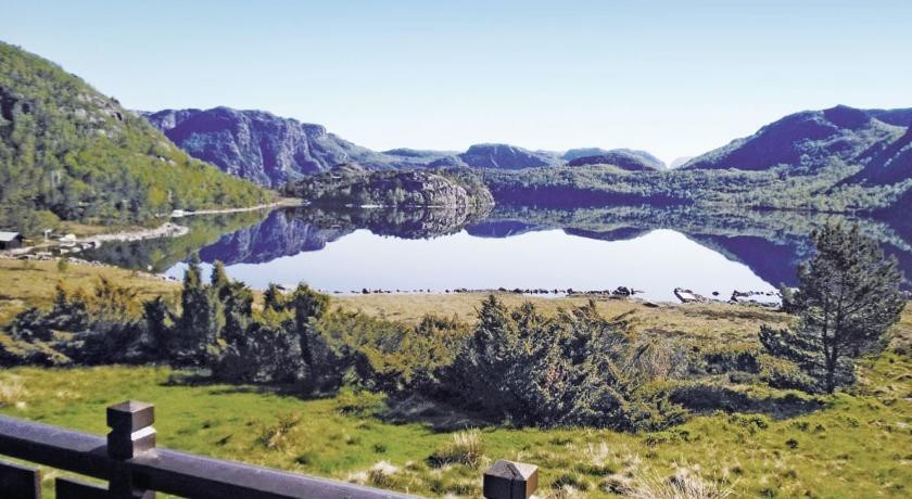 Holiday home Dirdal GiljastГёlen II 