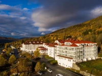 Dr. Holms Hotel 