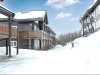 Three-Bedroom Apartment Geilo with Sea View 07 