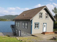 Holiday home Lundegrend Galanten 