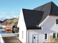 Three-Bedroom Apartment Steinsland with Sea View 03 