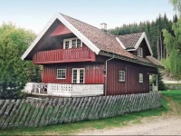 Holiday home Hov Vestsideveien 
