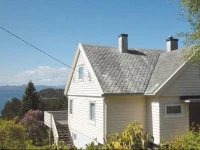 Holiday home Husnes Kaldestadvegen 
