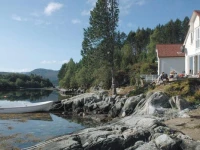Four-Bedroom Holiday home in GurskГёy 1 