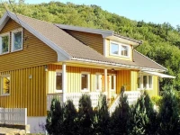 Five-Bedroom Holiday home in Lyngdal 