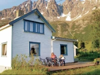 Holiday home Laksvatn Tommasnes 