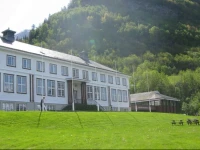 Hardanger Hostel B&B 