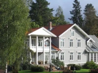 Losby Gods Manor 