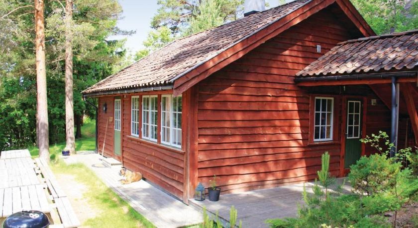 Holiday home SГёndeled RГёysland GГҐrd II 
