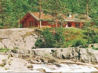 Holiday home DГёlemo Fosslaugfoss 
