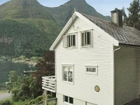 Four-Bedroom Holiday home in SГ¦bГё 