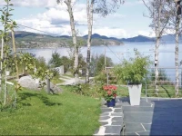 Holiday home Skjold Tosvold 