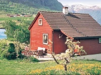 Holiday home Slinde Nornes 