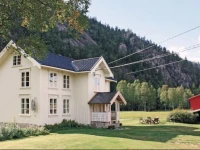 Holiday home Г…mli GjГёvdal 