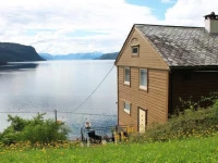 Four-Bedroom Holiday home in Omastrand 