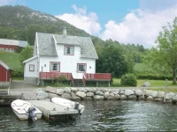 Holiday home JГёsenfjorden III 