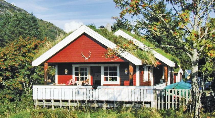 Holiday home Korrsund Folkestad 