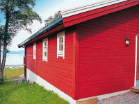 Four-Bedroom Holiday home in Vestnes