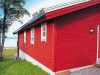 Four-Bedroom Holiday home in Vestnes 
