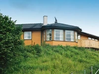 Five-Bedroom Holiday home in Auklandshamn 1 