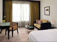 MГ¶venpick Hotel Deira 