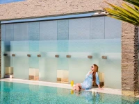 Novotel Suites Dubai Mall of the Emirates 
