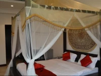 Jumeirah Holiday House 