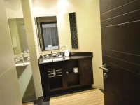 Key One Homes - Cayan Tower 