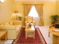 London Creek Hotel Apartments 