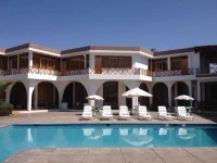 Hotel Cocos Inn 