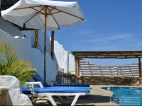 Hotel Smiling Crab 