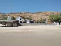 Casa de Playa Canoas Punta Sal 