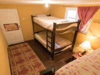Beraja Family Hostel 
