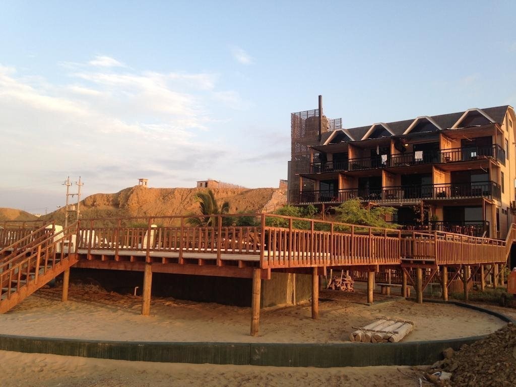 Lobitos Eco Lodge 