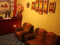 Golden House Inn 