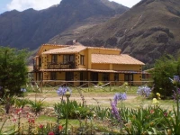 Apus Gaia Guesthouse 